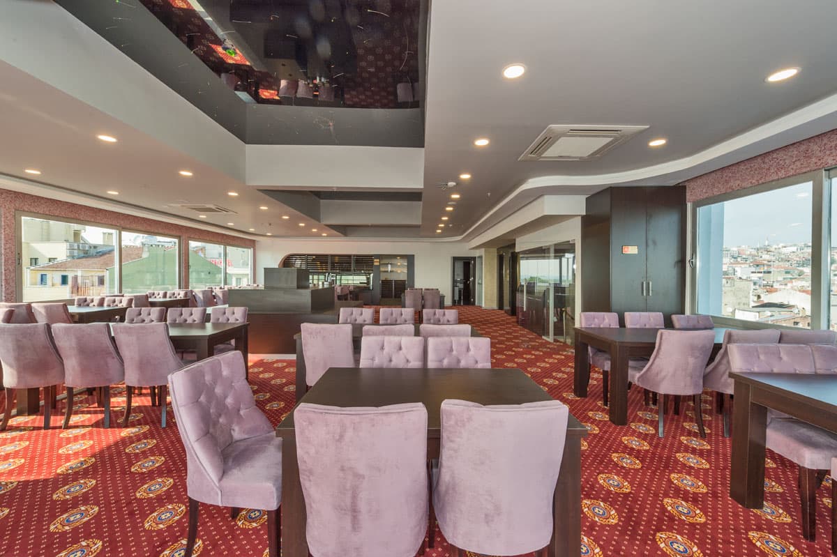 200 kişilik salon
