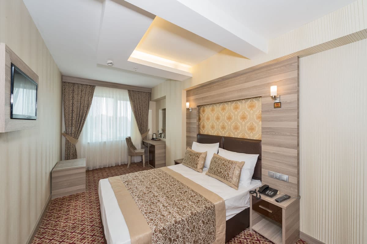 Çift kişilik yataklı Borz Hotel standart odası — 1. fotoğraf